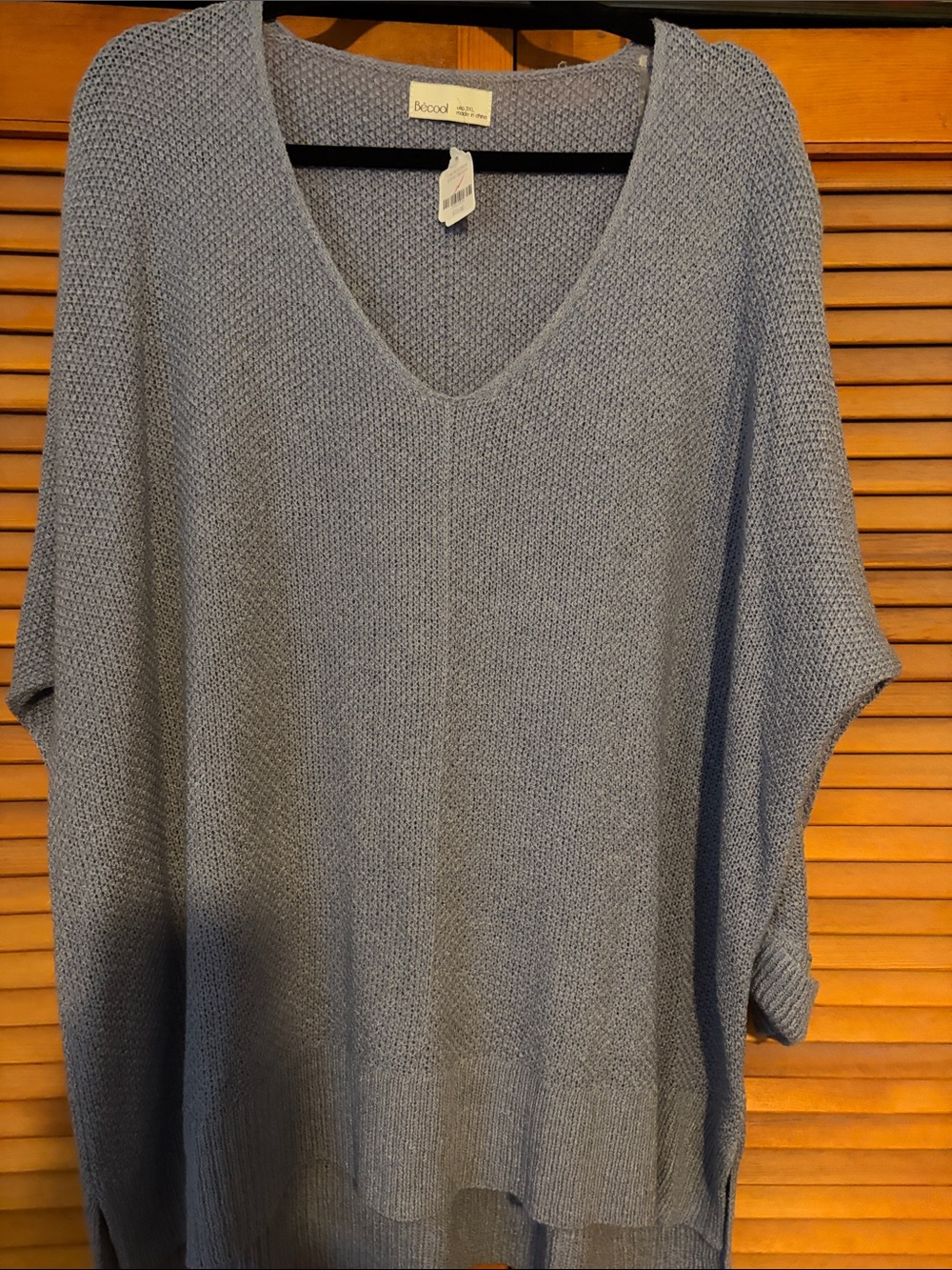 Lightweight V-Neck Sweater in Dusty Purple